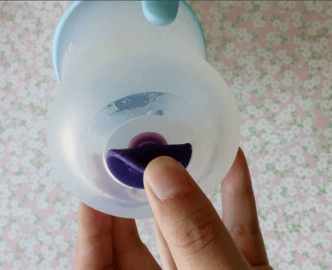 Silikonzufuhrflasche (2) (1)