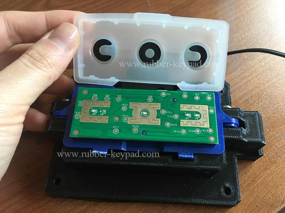 leitf&auml;higes Gummiknopfpad