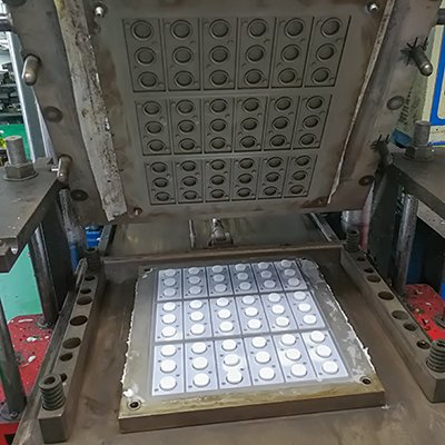 Silikonkautschuk-Kompressionsform .jpg