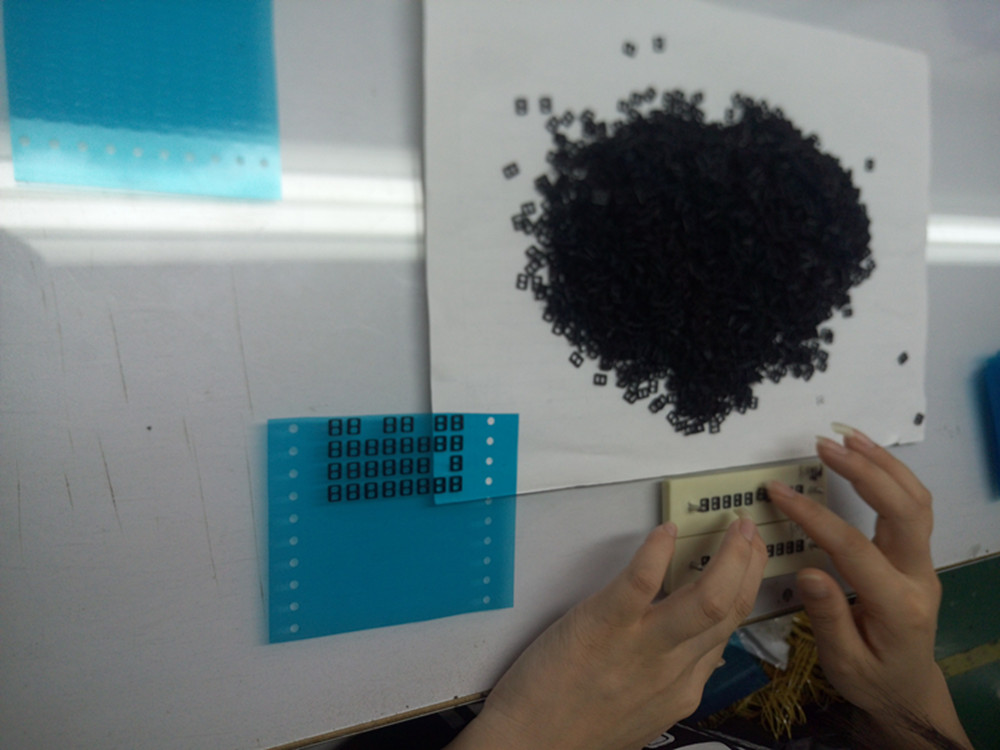 Klebeband Gummidichtung.jpg